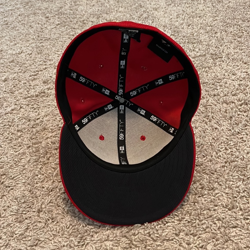 New Era Captain Marvel Hat - Picture 5 of 6
